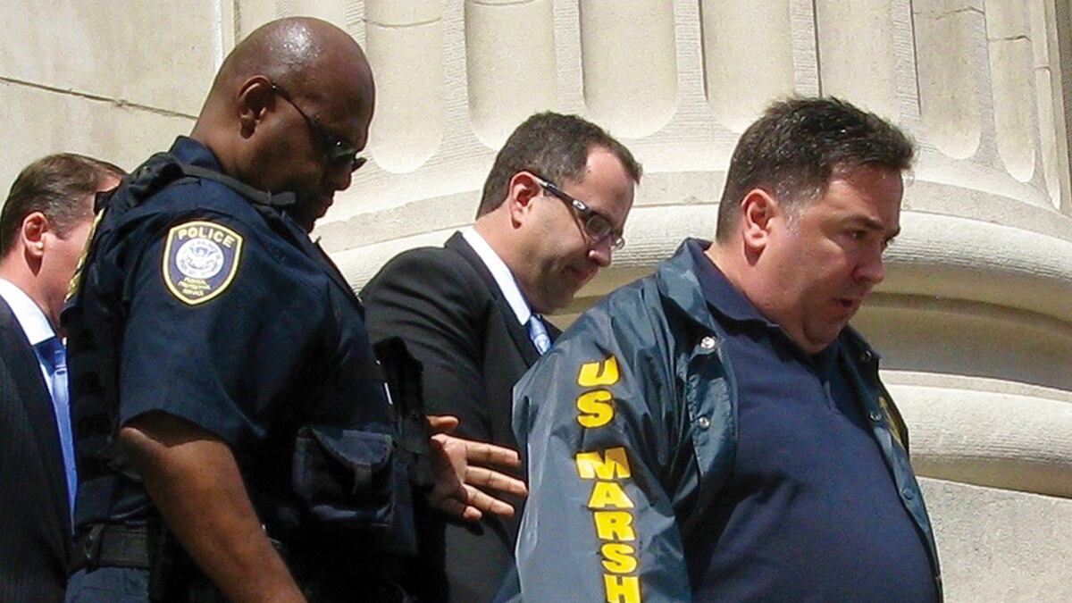 cheats/2015/11/19/jared-fogle-gets-15-years-in-prison/151023-fogle-cheat_mhtaxf