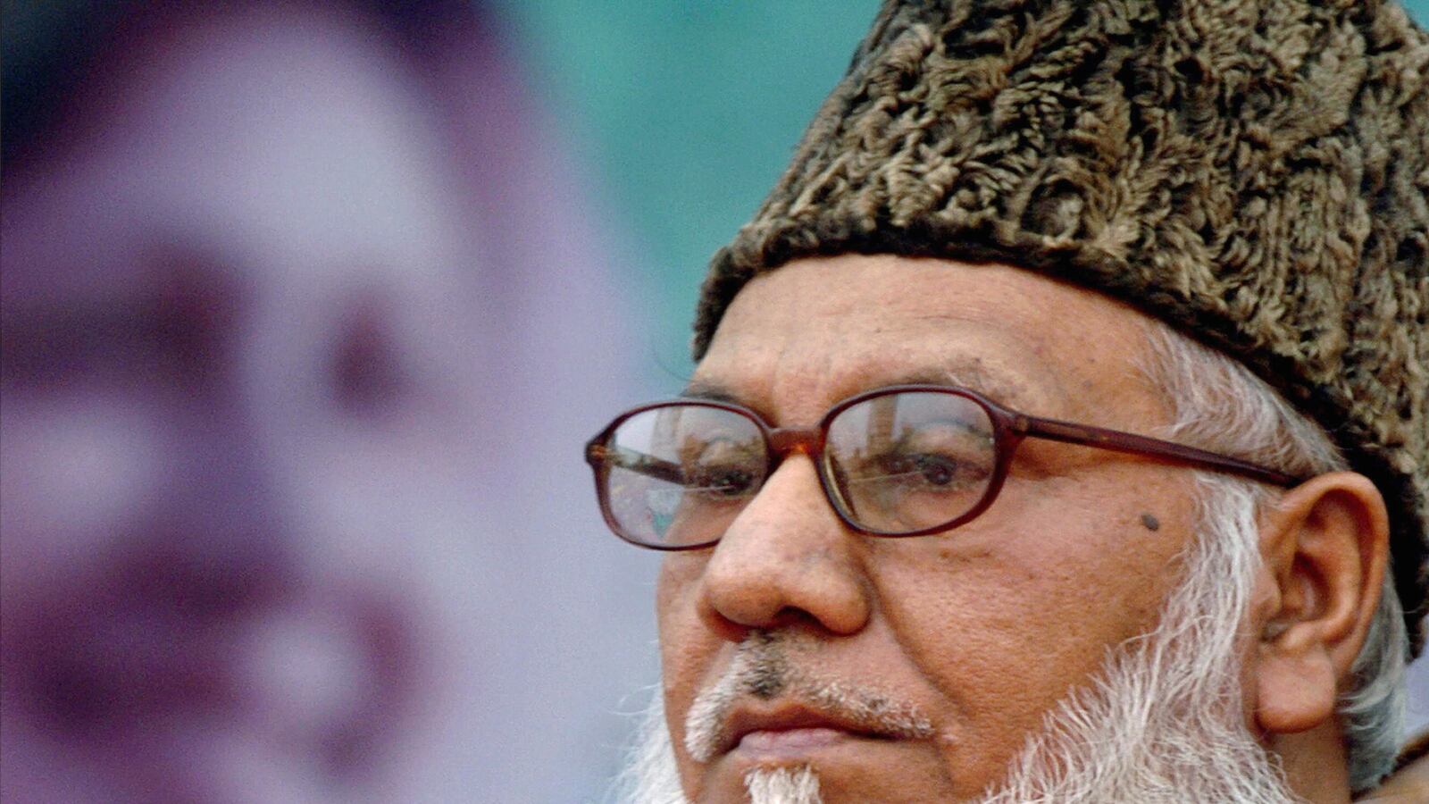 cheats/2014/10/29/bangladesh-islamist-leader-to-die/141029-nizami-death-sentence-cheat_vsr7xr