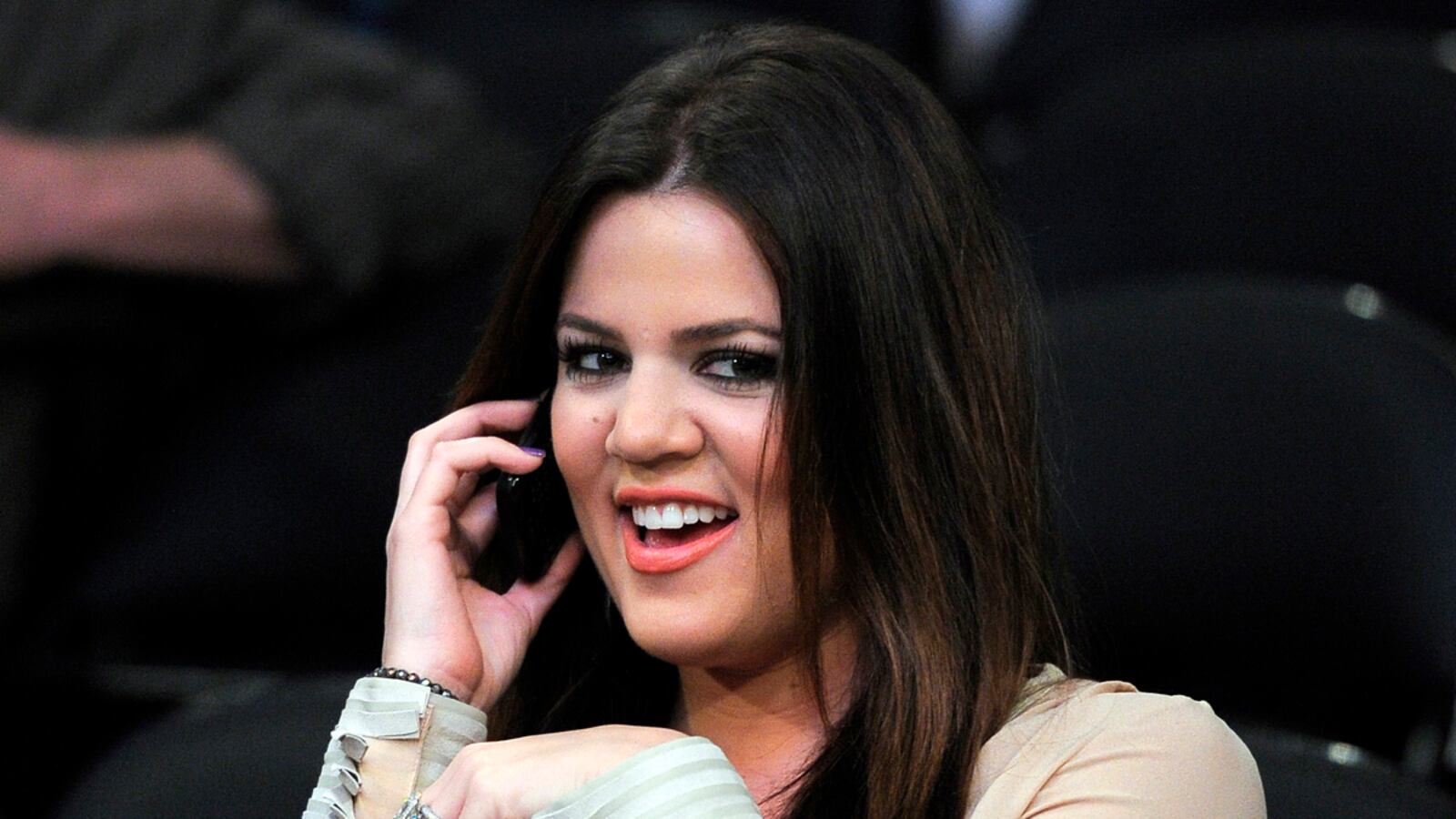 articles/2015/07/04/khloe-kardashian-s-new-boyfriend-reality-star-dating-nba-stud-james-harden/khloe-kardashian-sued-assault-cheat_ffdnkx