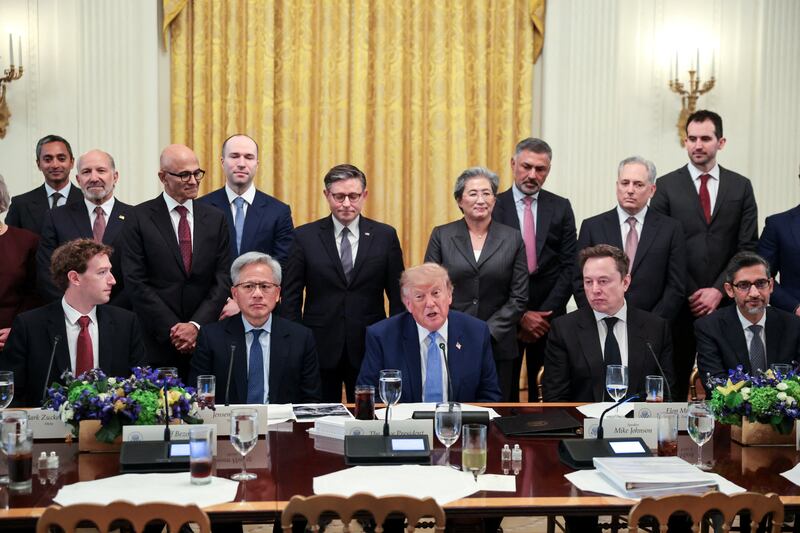 US House Speaker Mike Johnson, US Secretary of Commerce Howard Lutnick, Meta CEO Mark Zuckerberg, SpacexAI Founder and CEO Elon Musk, Nvidia President and CEO Jensen Huang, OpenAI President Greg Brockman, Google CEO Sundar Pichai, and CEO of AMD Lisa Su attend a luncheon for tech leaders hosted by US President Donald Trump in the East Room of the White House in Washington, D.C., US, September 29, 2026. REUTERS/Jonathan Ernst