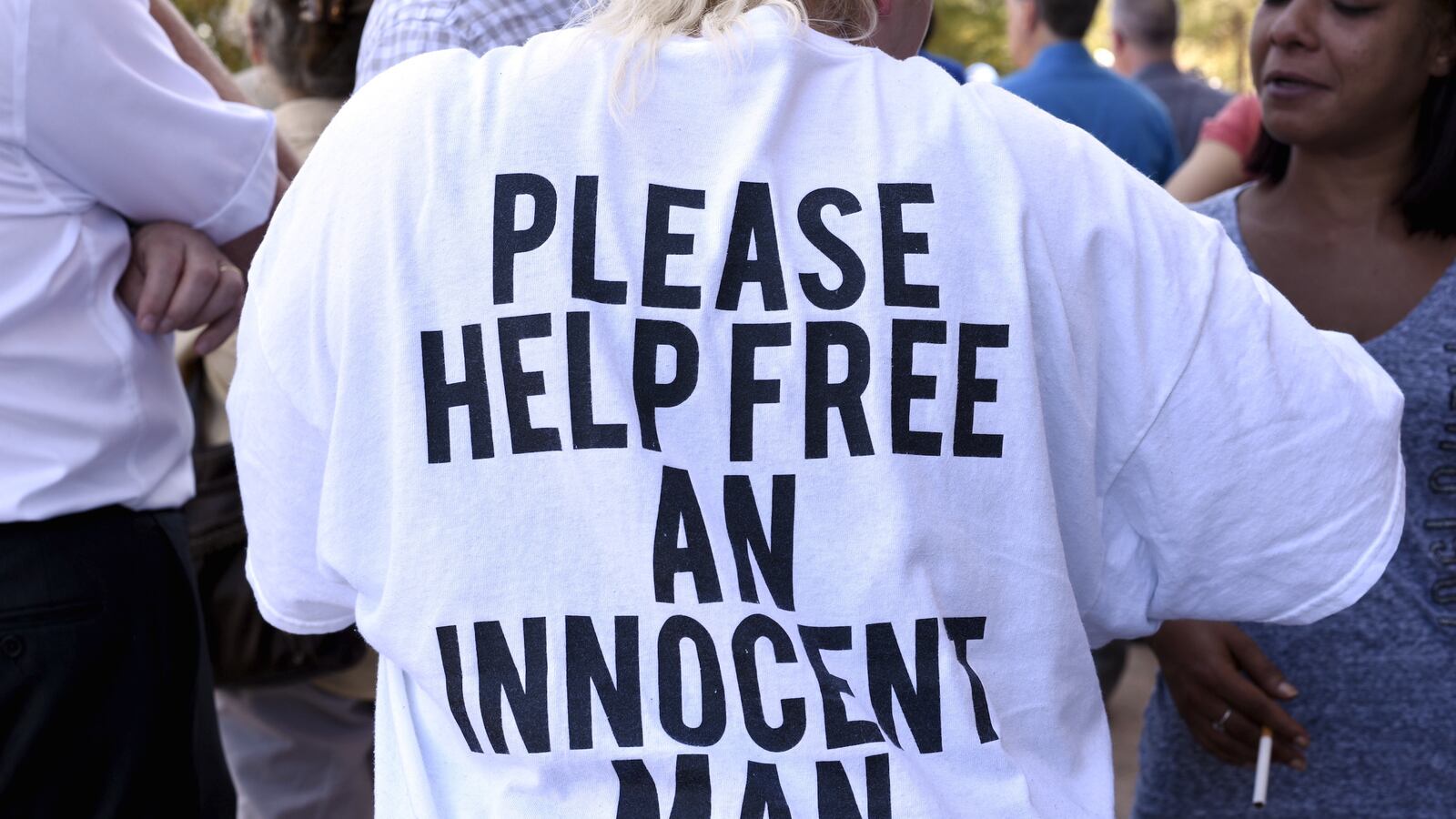 cheats/2015/09/16/court-halts-execution-of-richard-glossip/150916-glossip-cheat_qlfjmx