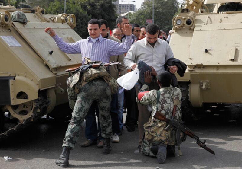 galleries/2011/01/26/demonstrations-in-egypt/egypt-update-24-4_bgvieu