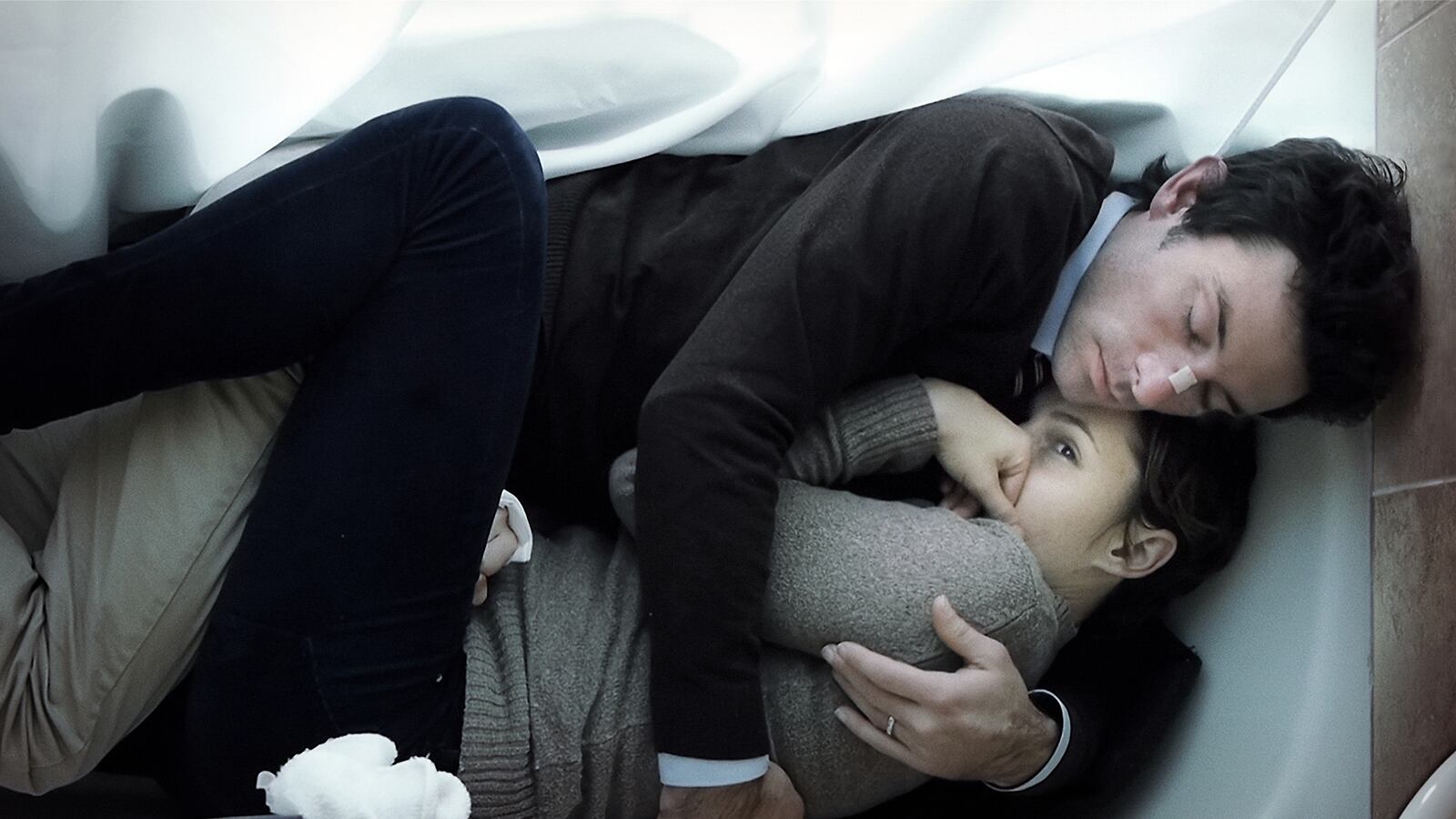 articles/2013/04/06/upstream-color-shane-carruth-s-sci-fi-drama-is-the-year-s-craziest-film-so-far/130404-upstream-color-stern-tease_rkkznw