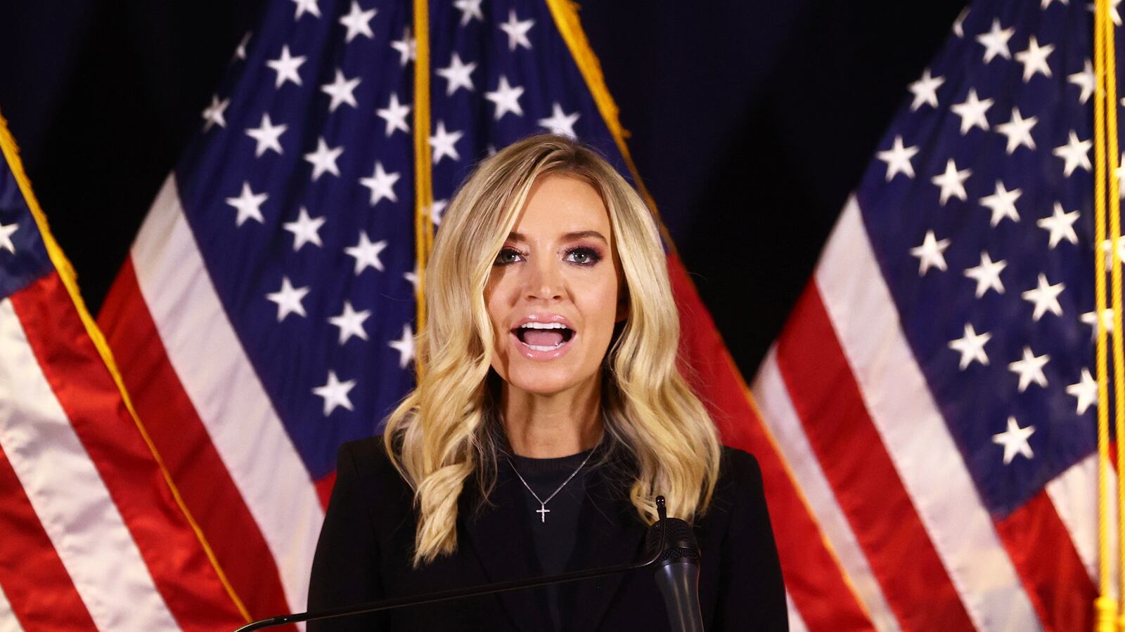 2020-11-09T214817Z_32571990_RC2XZJ98IFI8_RTRMADP_3_USA-ELECTION-TRUMP_fej3yz