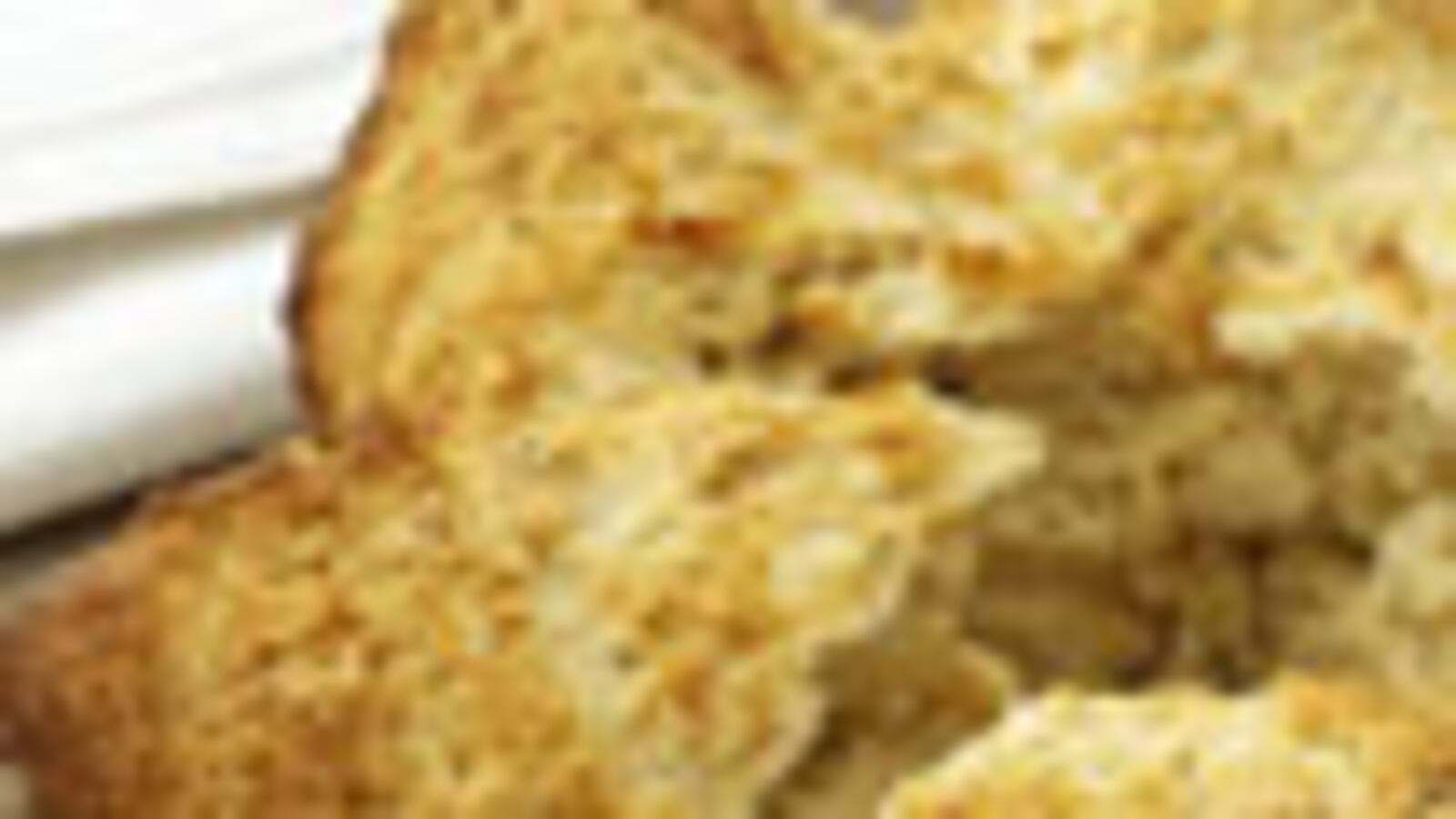 articles/2010/03/16/what-to-eat-st-patricks-day/what-to-eat---irish-soda-bread_wurskn