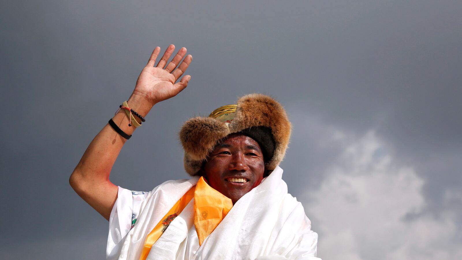 2018-05-20T121332Z_781585046_RC1F4079BF50_RTRMADP_3_NEPAL-EVEREST_ossunv