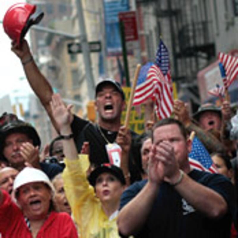 articles/2010/08/24/ground-zero-mosque-vs-balloon-boy-media-frenzy/avlon-mosque_121716_xdhf5h