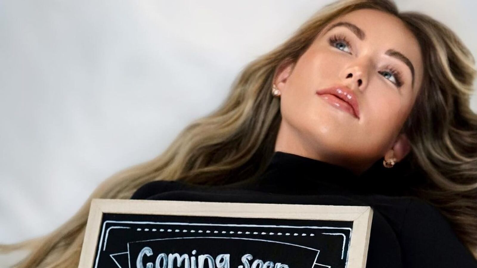 300546113_637068310974410_7318330596975629277_n_zfecpz