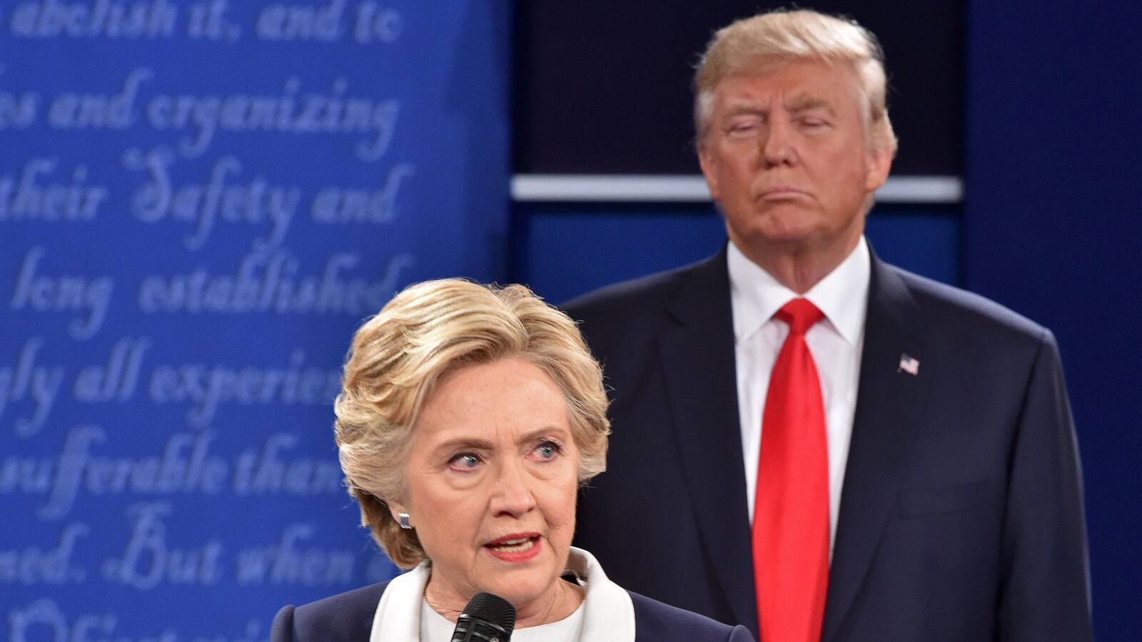 180104-mcquade-hillary-emails-hero-1_wuzdqm