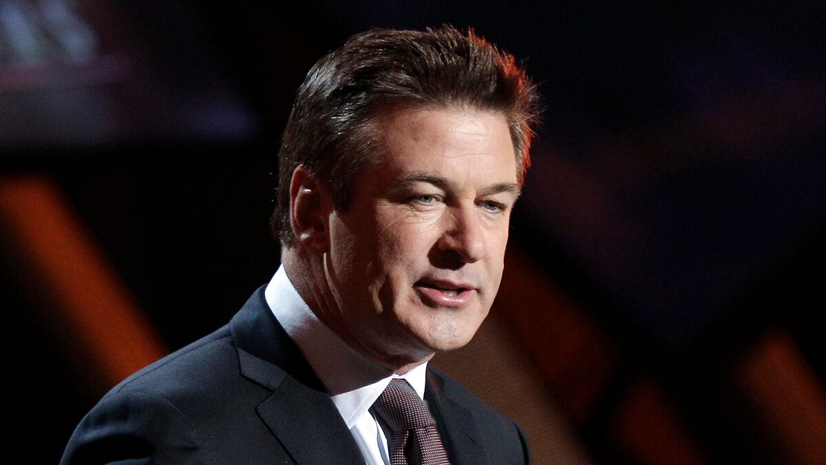 cheats/2012/04/11/alec-baldwin-i-m-leaving-nbc/alec-baldwin-nbc-twitter-cs_niif8p