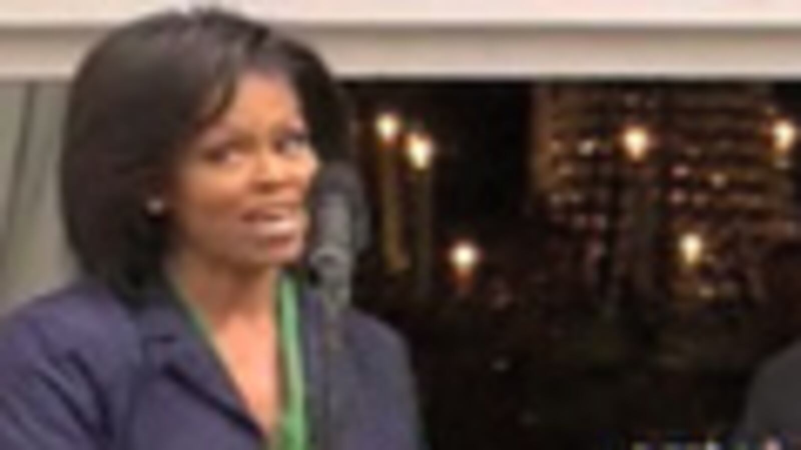 videos/2009/04/13/white-house-egg-roll/obama-egg-roll_22193_ozttvk