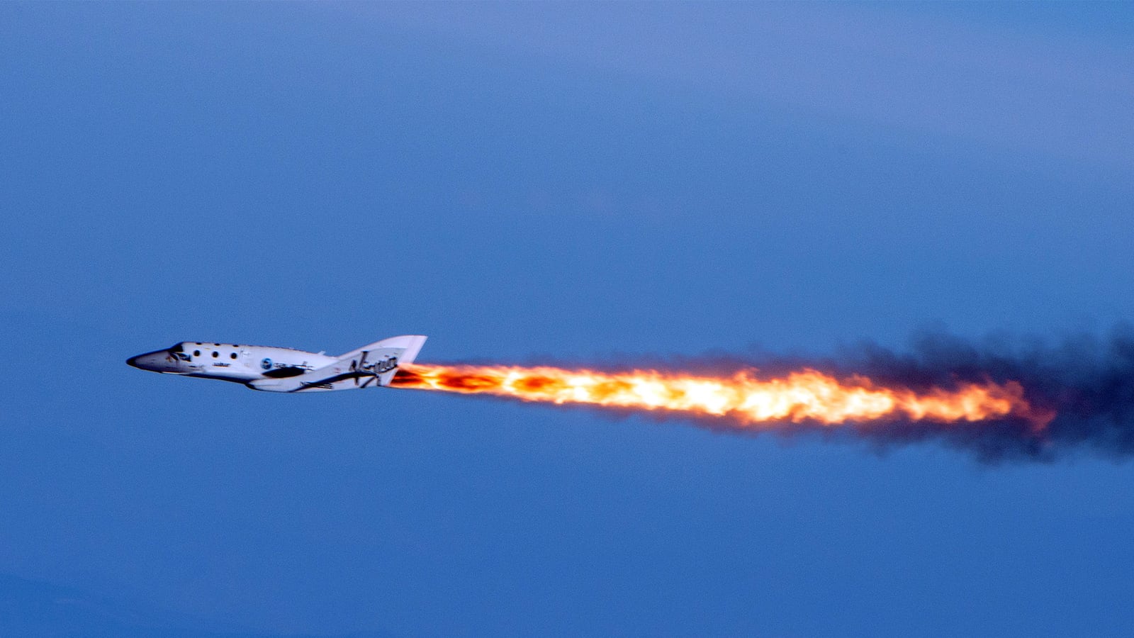 articles/2014/10/31/spaceshiptwo-flew-on-untested-rocket-motor/141031-Madjumdar-spaceshiptwo-crash-tease_zeqq2s