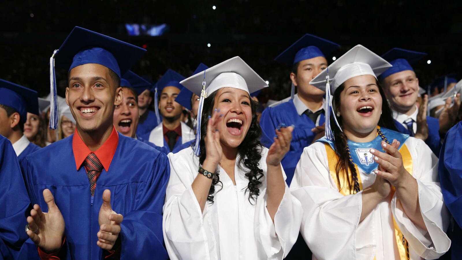 cheats/2015/11/10/u-s-high-school-dropout-rate-declines/151110-us-graduation-dropout-rates-cheat_qtvbrc