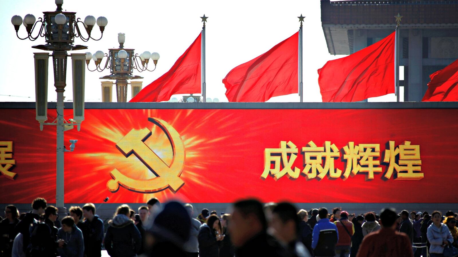 cheats/2016/04/06/chinese-leader-s-family-in-panama-papers/160406-china-panama-papers-cheat_ox5w3j