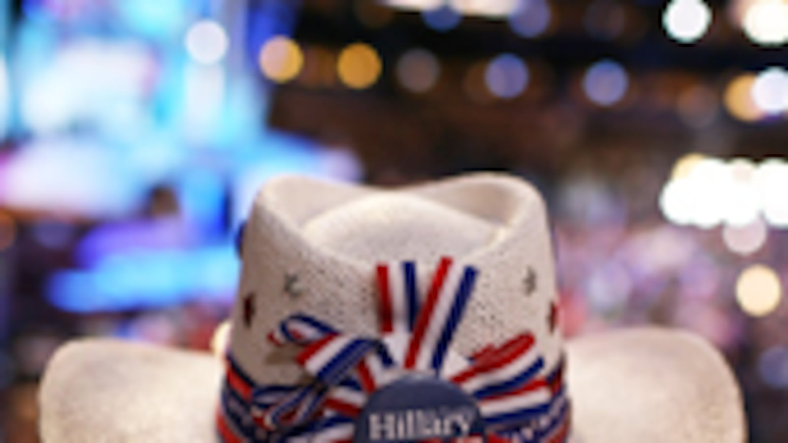 articles/2010/09/27/democrats-losing-support-of-white-women-gallup-poll-data/hirshman-dems-white-women_129742_nwlsl0