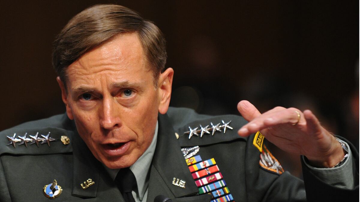 cheats/2011/06/30/senate-confirms-petraeus-as-cia-director/cia-cheat_h75xkd