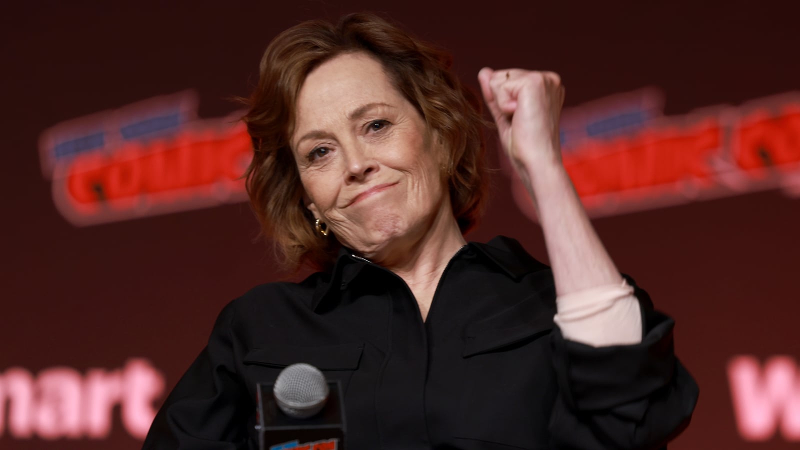 NEW YORK, NEW YORK - OCTOBER 10: Sigourney Weaver speaks onstage at Sigourney Weaver on ALIEN and Beyond during New York Comic Con 2025 at The Jacob K. Javits Convention Center on October 10, 2025 in New York City. (Photo by Jason Mendez/Getty Images for ReedPop)