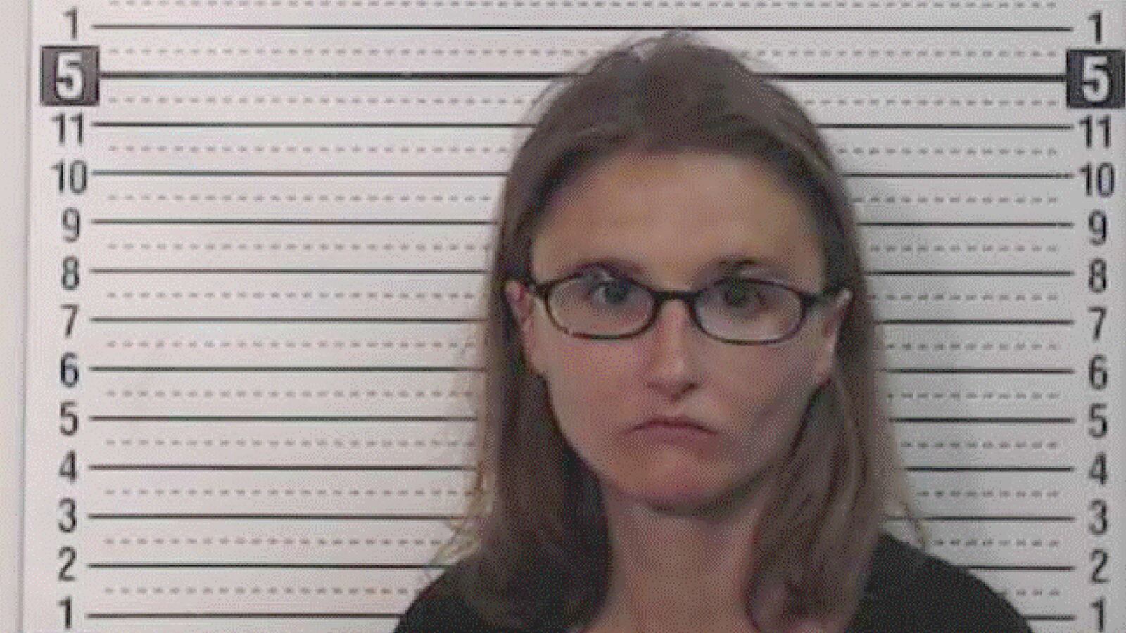 articles/2015/10/16/fifth-woman-turns-up-dead-in-small-town-ohio/151016-briquelet-killer-town-tease_gzwm8n