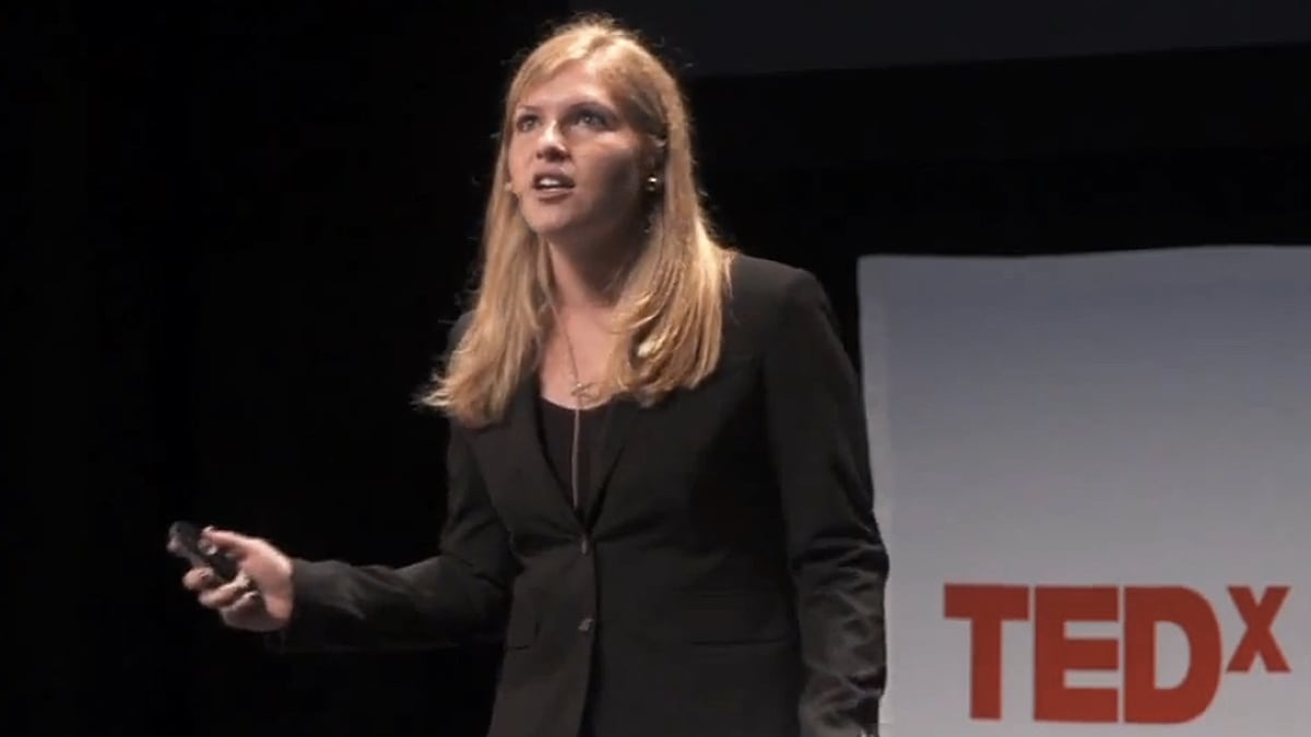 articles/2012/06/09/jack-hitt-examines-why-amateurs-are-the-job-creators/amateurs-save-the-world-hitt_naehdv