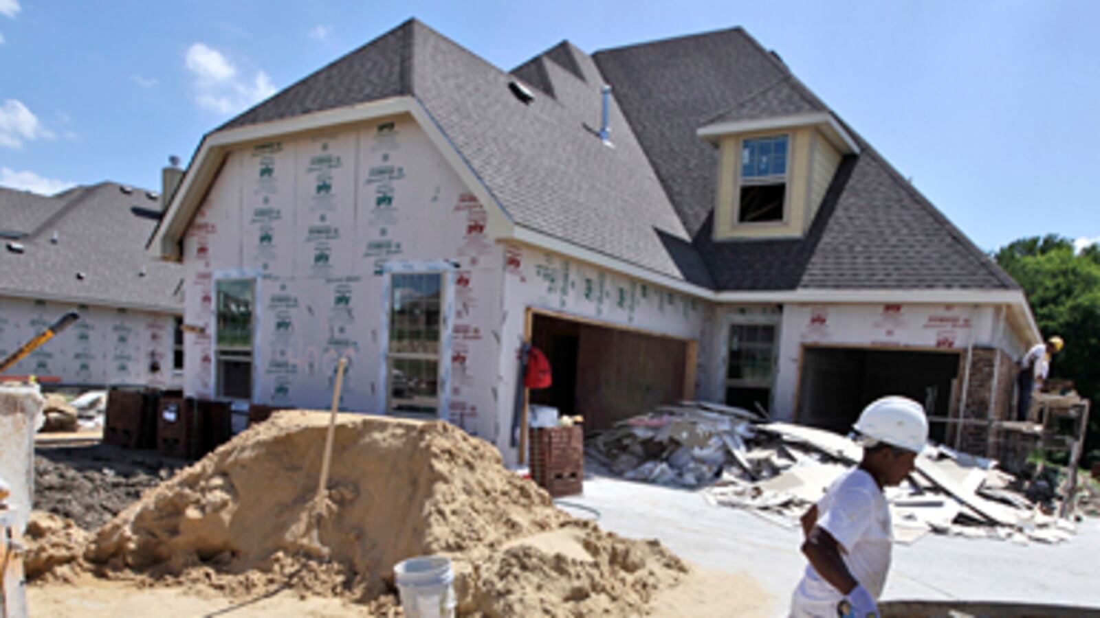 cheats/2012/08/22/existing-home-sales-rise/home-construction-cheat_fgjz0q