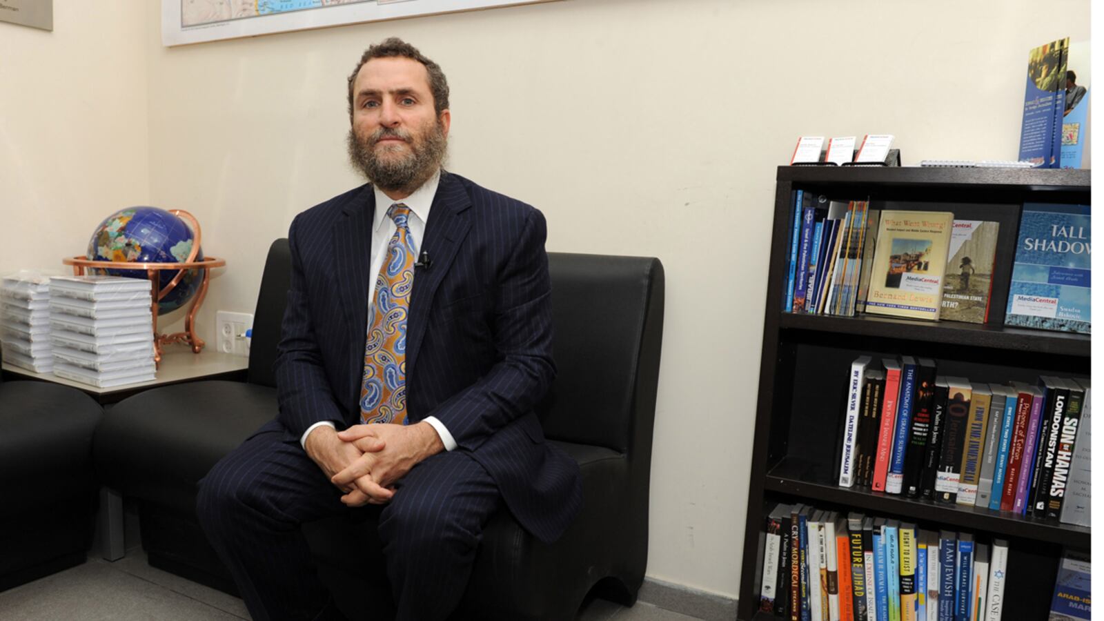 articles/2012/03/17/michael-jackson-s-rabbi-is-running-for-congress/shmuley-boteach-dimond_vn28dn