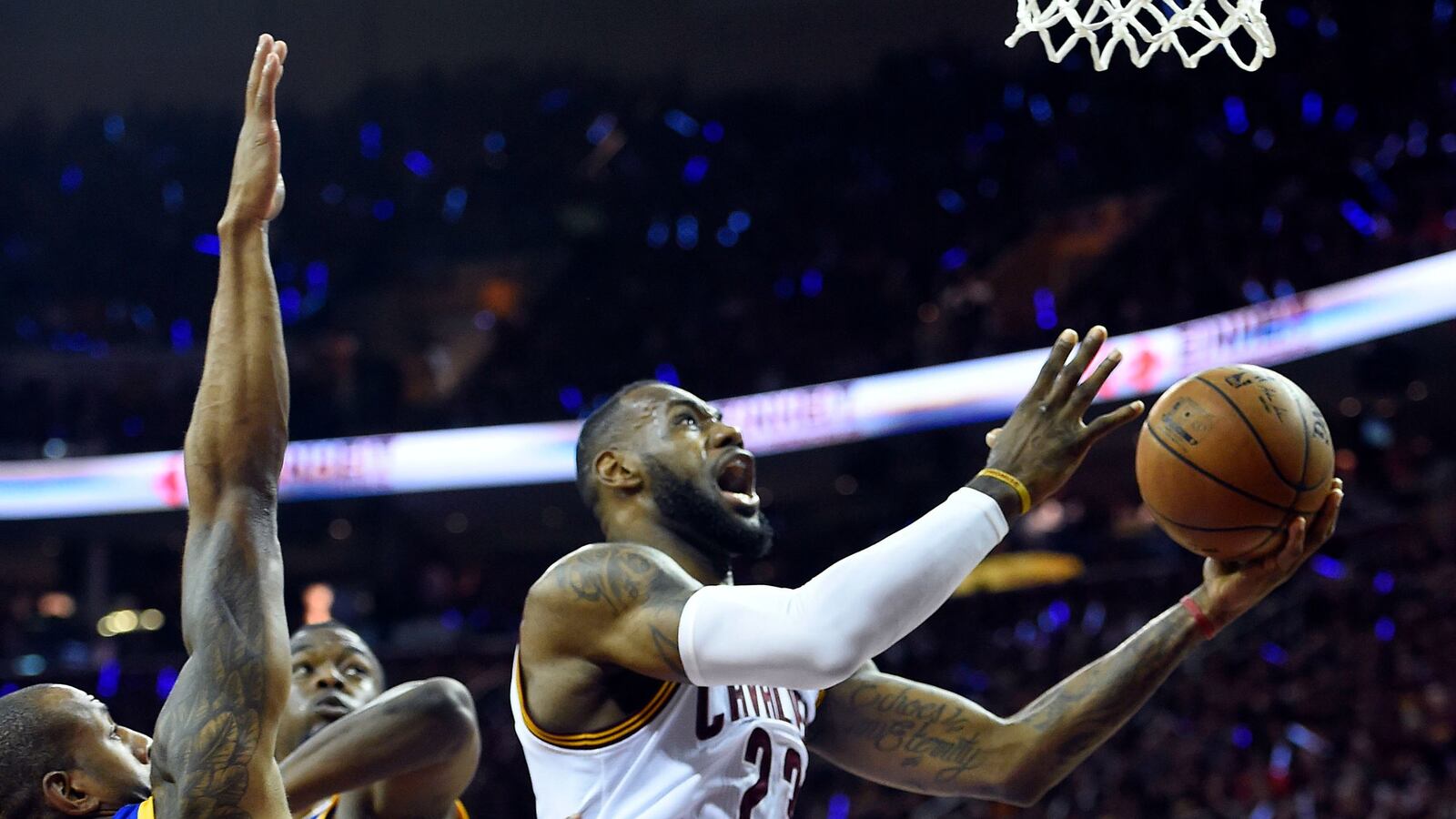 cheats/2015/07/22/lebron-james-inks-studio-deal-with-wb/150722-lebron-cheat_h1xttj