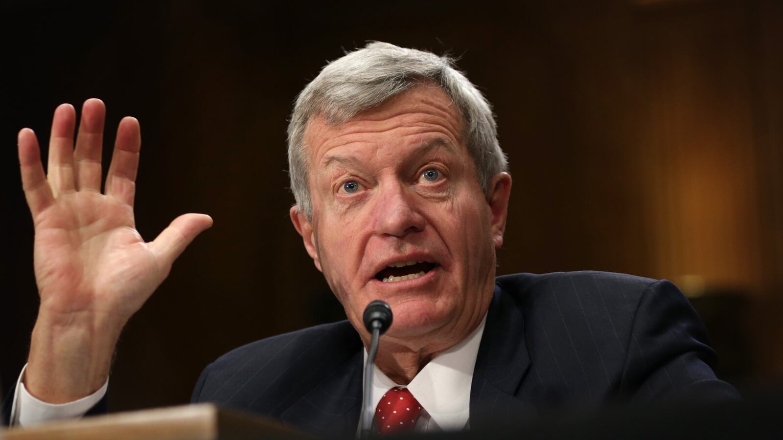 cheats/2014/01/28/baucus-i-m-no-expert-on-china/140128-max-baucus-cheat_pxbxrg