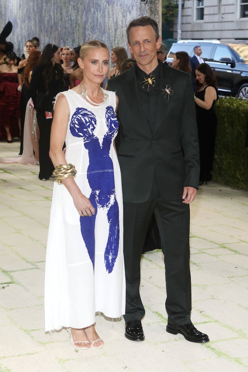 Alexi Ashe and Seth Meyers