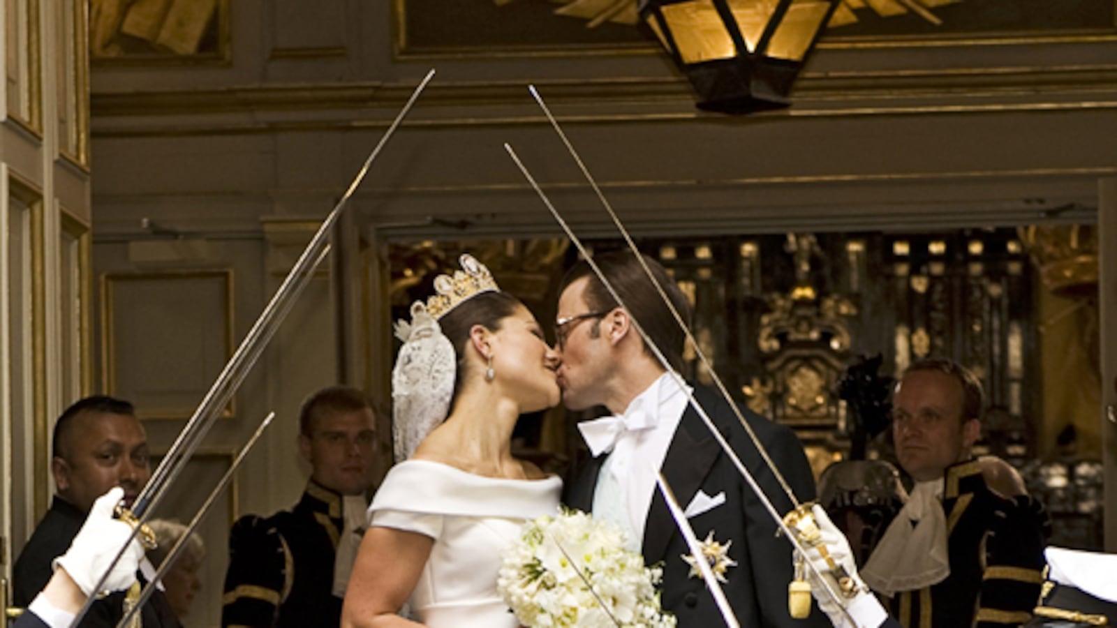 galleries/2011/04/05/expensive-royal-weddings/expensive-royal-weddings---victoriacharles_rxmwmt