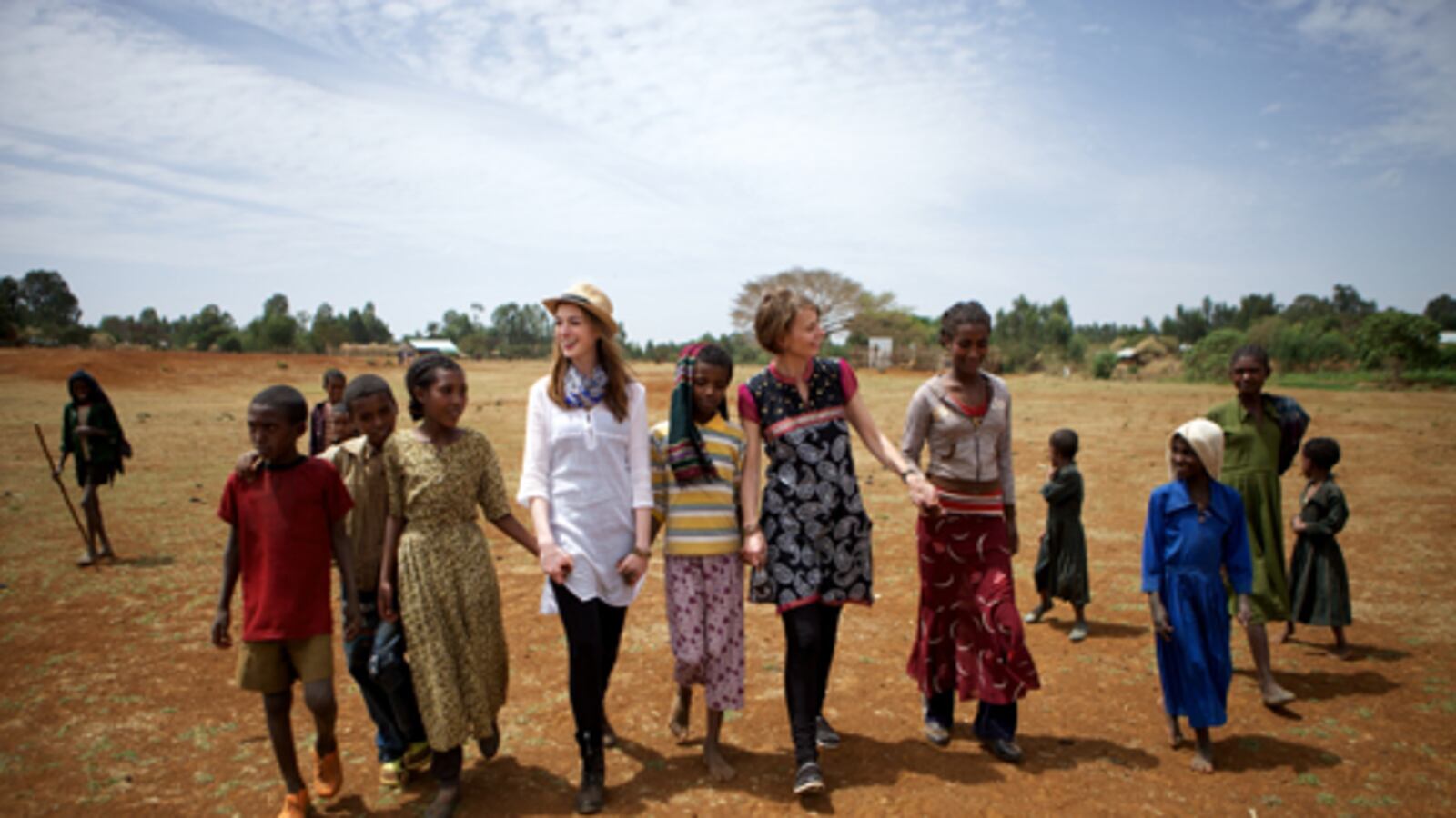 articles/2011/08/23/anne-hathaway-maria-eitel-what-african-girls-fear-more-than-drought/women-fear-africa-hathaway-2_yffwws