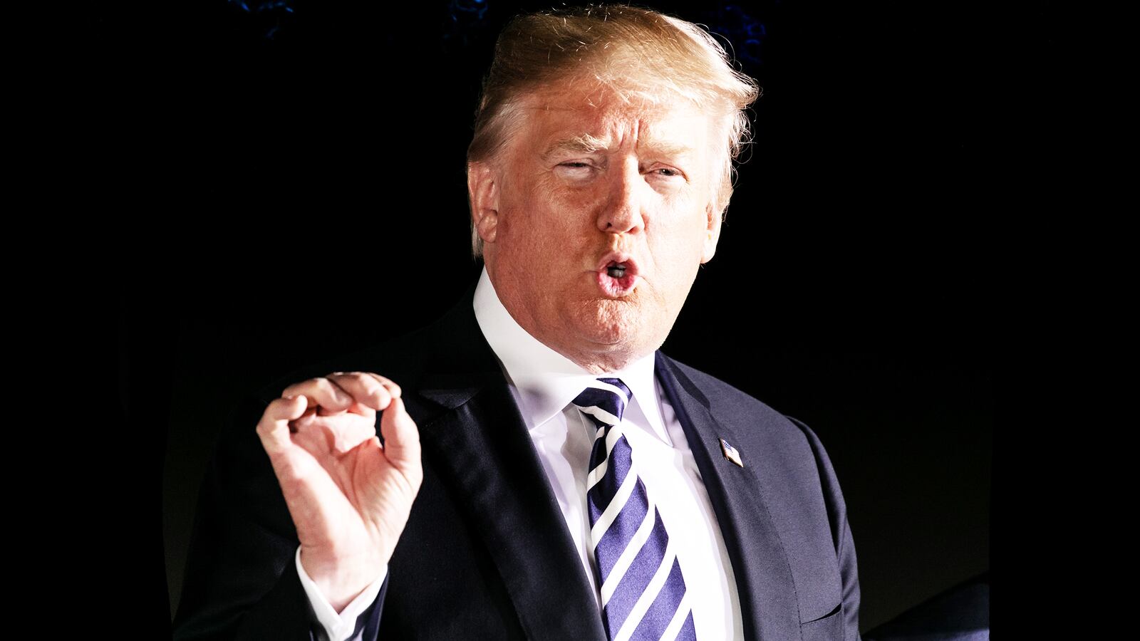 180511-LEWIS_-Dear_President_Trump-hero_nz42dv