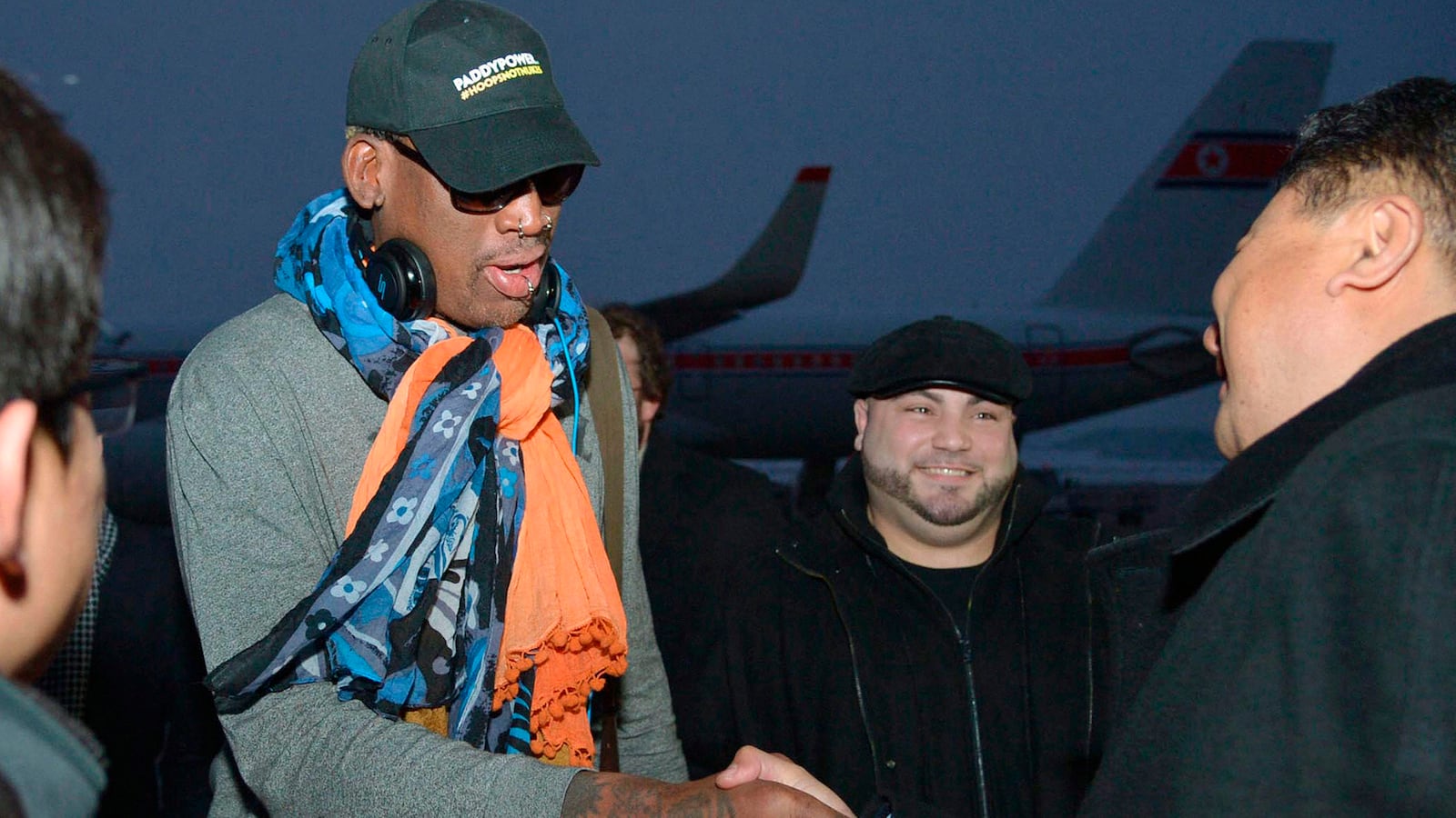 cheats/2013/12/19/rodman-balling-in-n-korea/131219-rodman-nkorea-cheat_pifozu