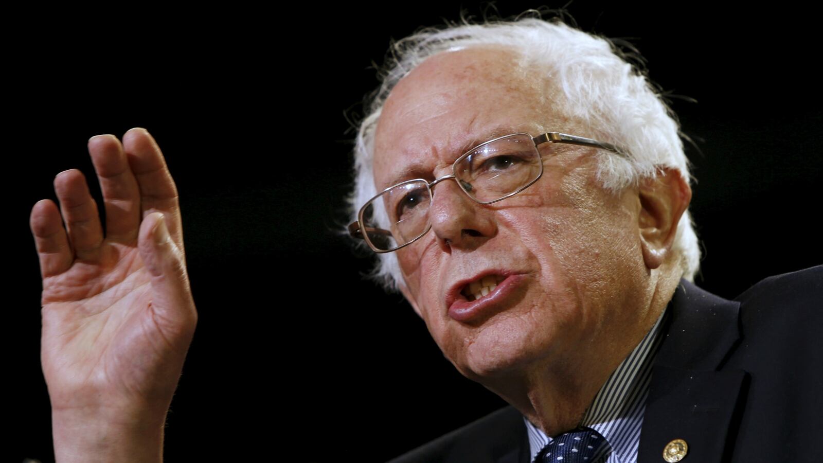 cheats/2016/02/22/bernie-pope-francis-is-a-socialist/160222-bernie-sanders-pope-cheat_fpygdb