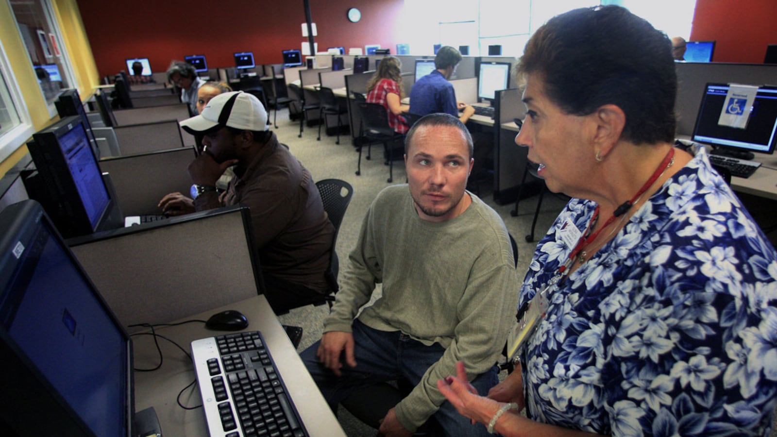 cheats/2012/10/05/u-s-adds-114-000-jobs-in-sept/gross-jobs-preview-september-tease-embed_bf9tt8