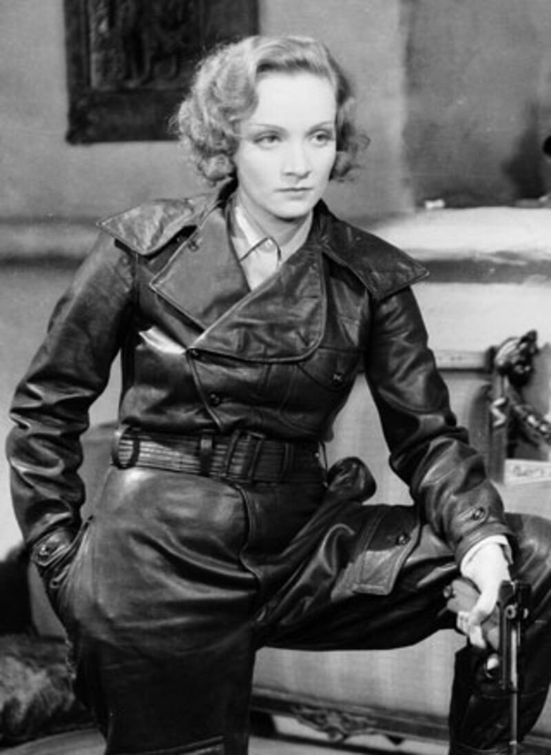 galleries/2010/07/22/salt-s-spy-style/spies---dietrich_m6gctv