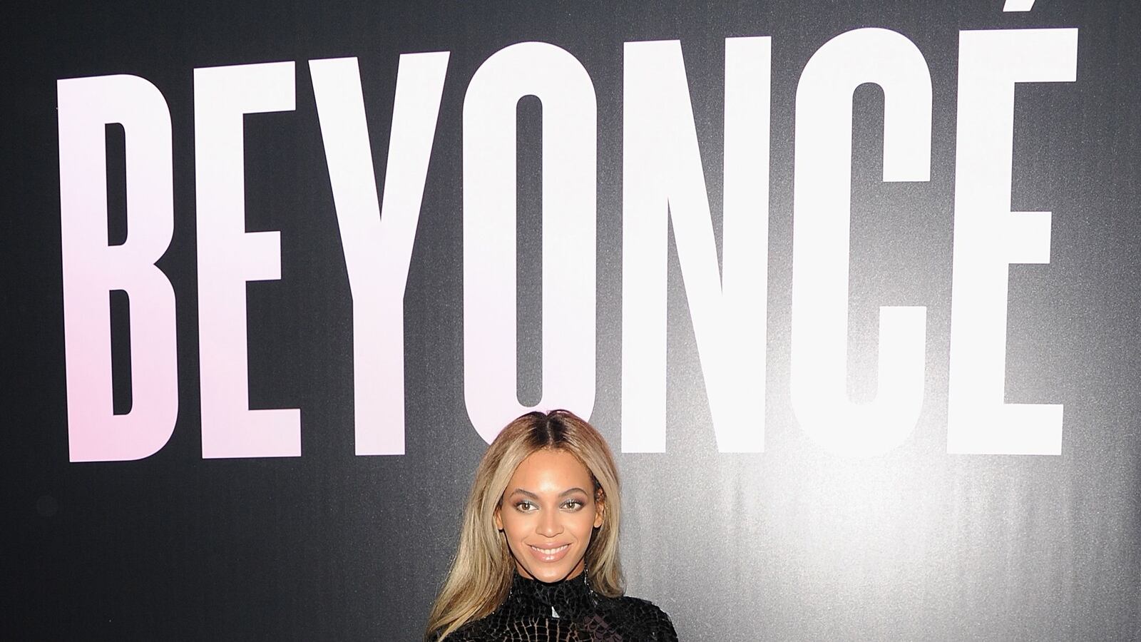 cheats/2013/12/30/nasa-beyonc-insensitive/131230-beyonce-slammed-challenger-cheat_v3ghuv