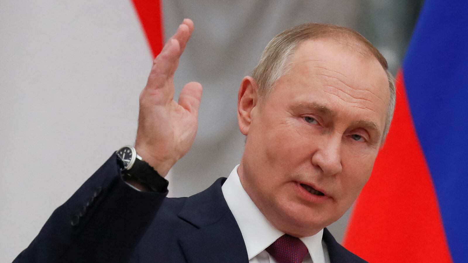 2022-02-01T174451Z_1132550686_RC25BS9ESM2Z_RTRMADP_3_RUSSIA-HUNGARY_cnie8i