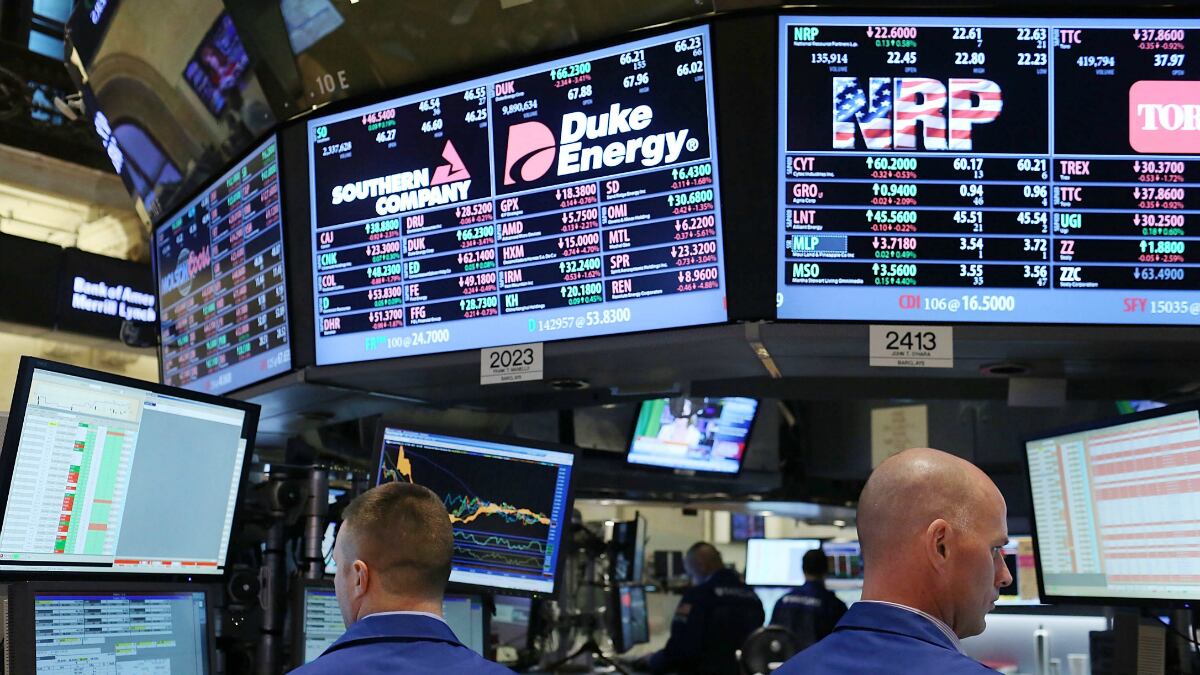 cheats/2012/07/06/wall-street-fed-action-likely/wall-street-fed-cheat_bsn5a4