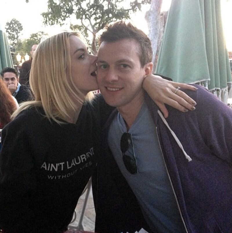 galleries/2013/03/31/lindsay-lohan-shakira-more-celebrity-twitter-pictures-photos/130327-twit-pics-king_vjfkfx