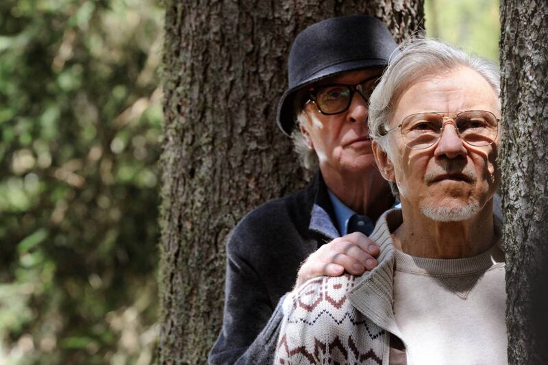 galleries/2015/12/03/holiday-movie-preview-star-wars-the-force-awakens-the-revenant-and-more/151201-holiday-youth_fxlfgx