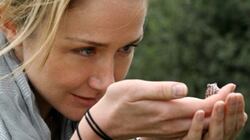 articles/2010/04/22/why-is-jacques-cousteaus-granddaughter-driving-john-mccains-bus/grove-cousteau_wggdcc