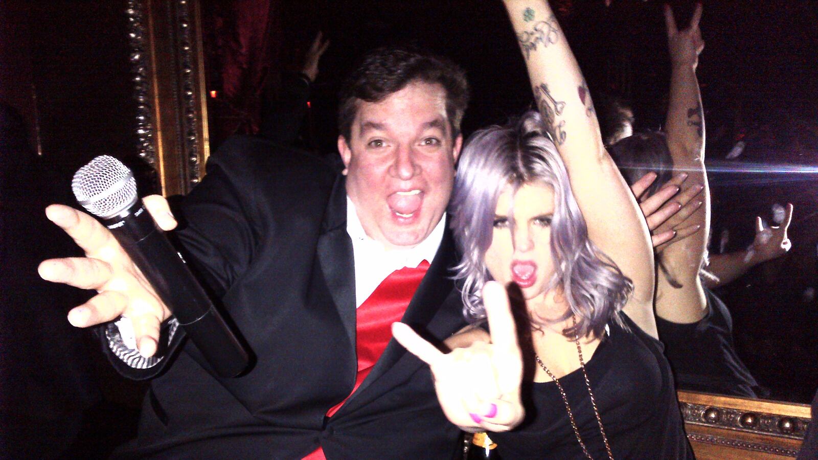 galleries/2013/06/22/beacher-s-madhouse-wildest-club-in-los-angeles-featuring-miley-cyrus-bill-maher-more/130621-beachers-madhouse-18-GAL_e369qh