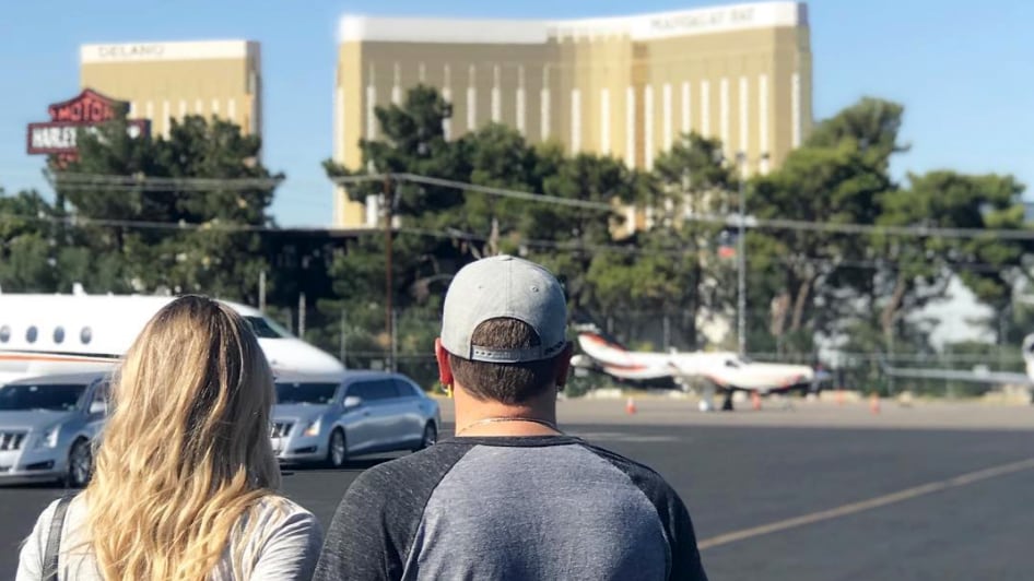 jason-aldean-returns-las-vegas-shooting-victims-survivors_qkkvqw