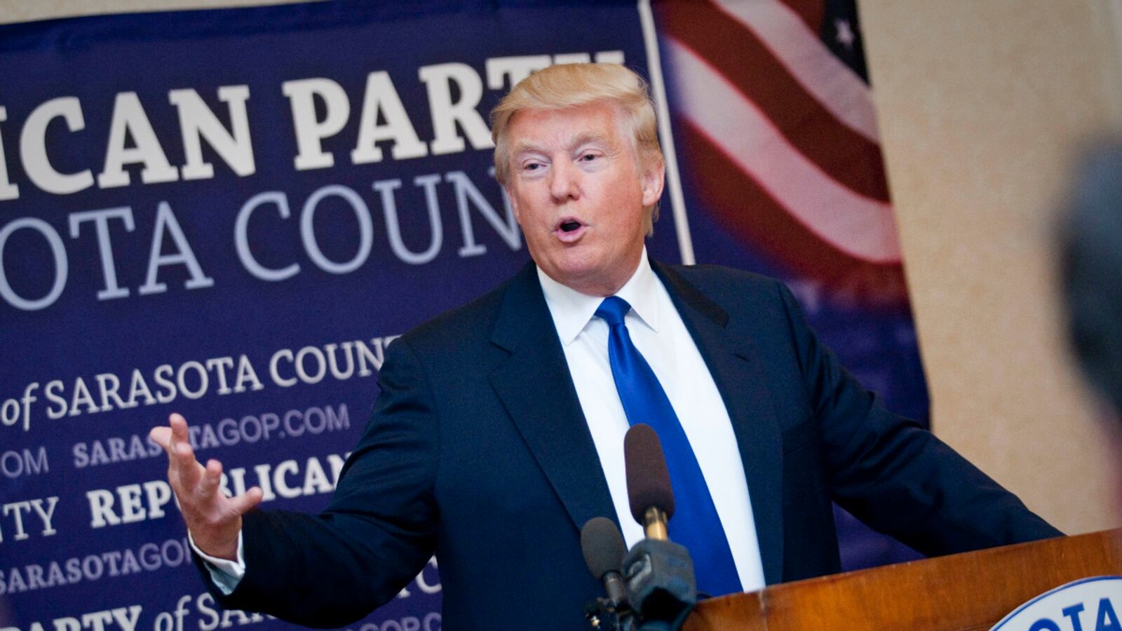 cheats/2012/08/28/trump-huffington-is-ugly/donald-trump-arianna-huffington-ugly-cheat_lyl2ds