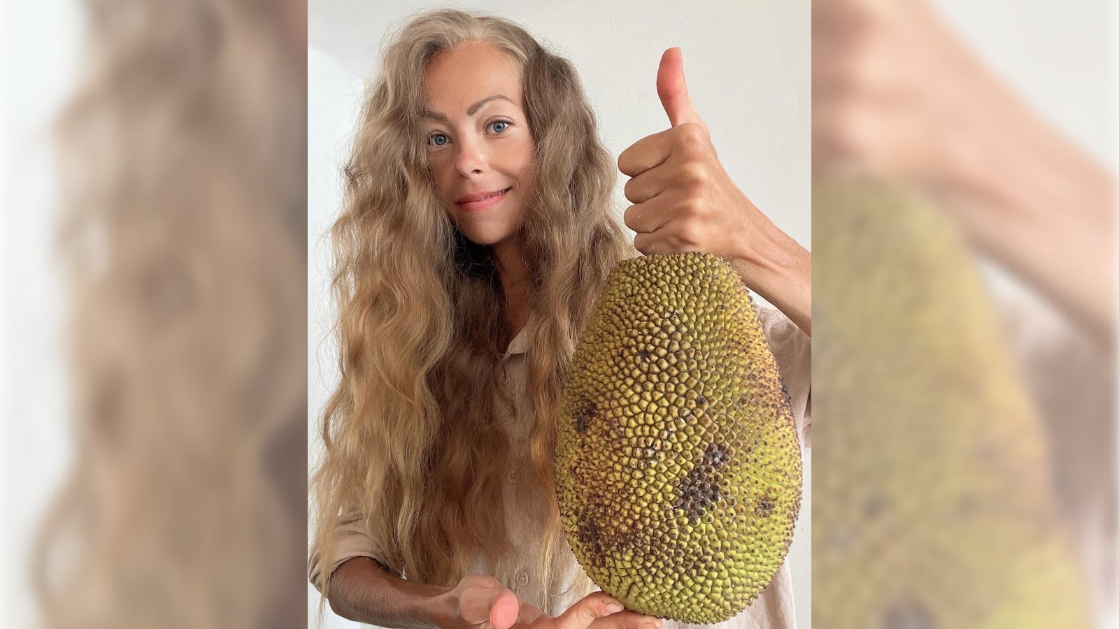 Blank_3000_x_1688_1_tmowfn