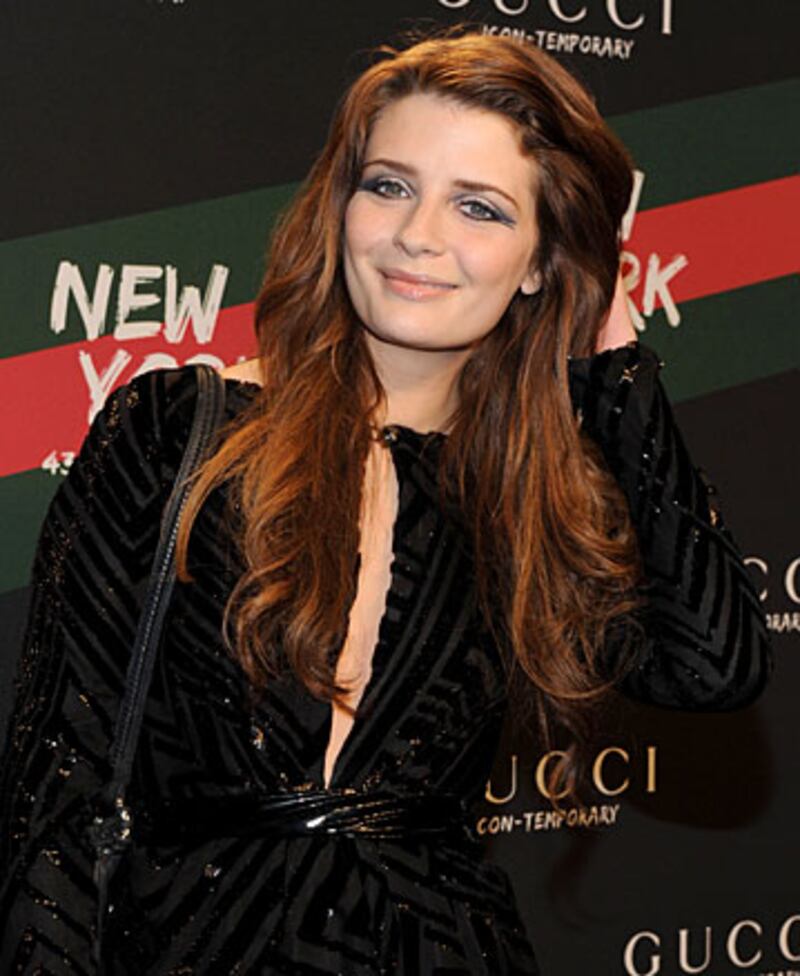 galleries/2009/11/13/stars-who-smoke-weed/smith-stoners---mischa-barton_hllndi