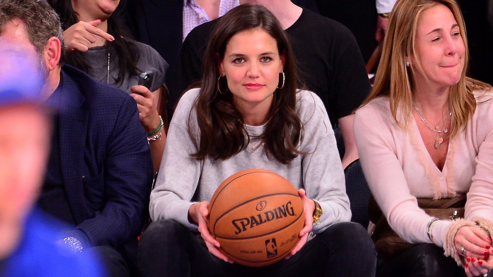 articles/2014/10/30/how-can-katie-holmes-escape-tom-cruise-and-dawson-s-creek/141029-teeman-katie-holms-tease_n3nft4