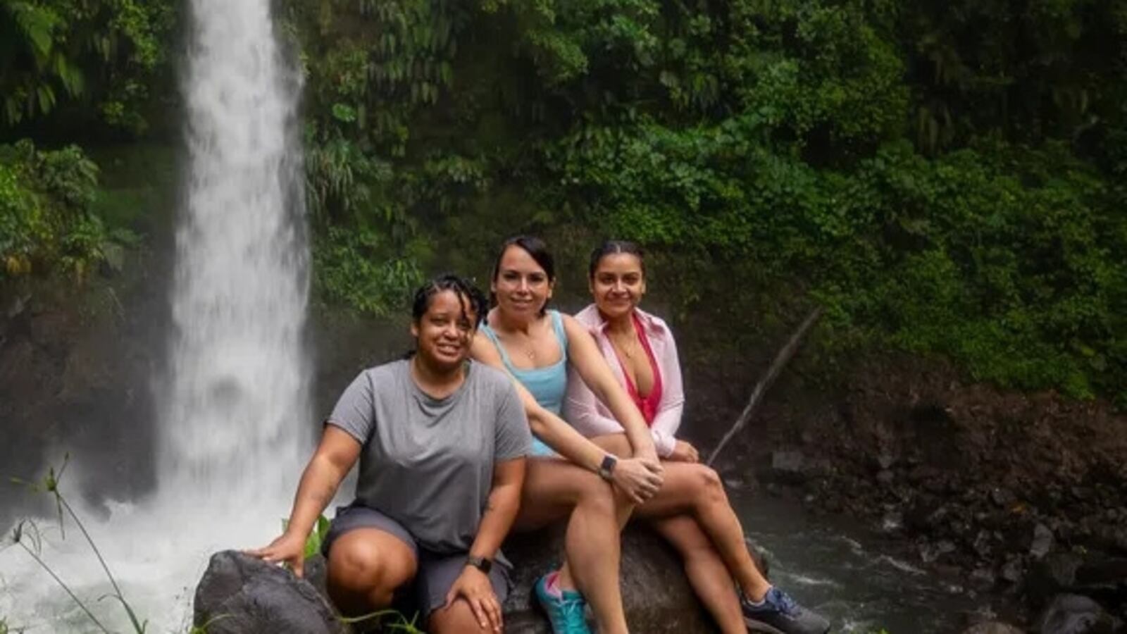 Kiara Diaz and friends on vacation.