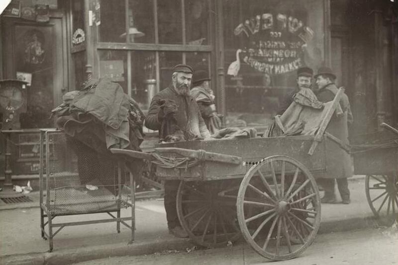 galleries/2016/01/09/these-iconic-new-york-city-photos-are-now-all-yours/160108-nypl-lower-side1_p6etth