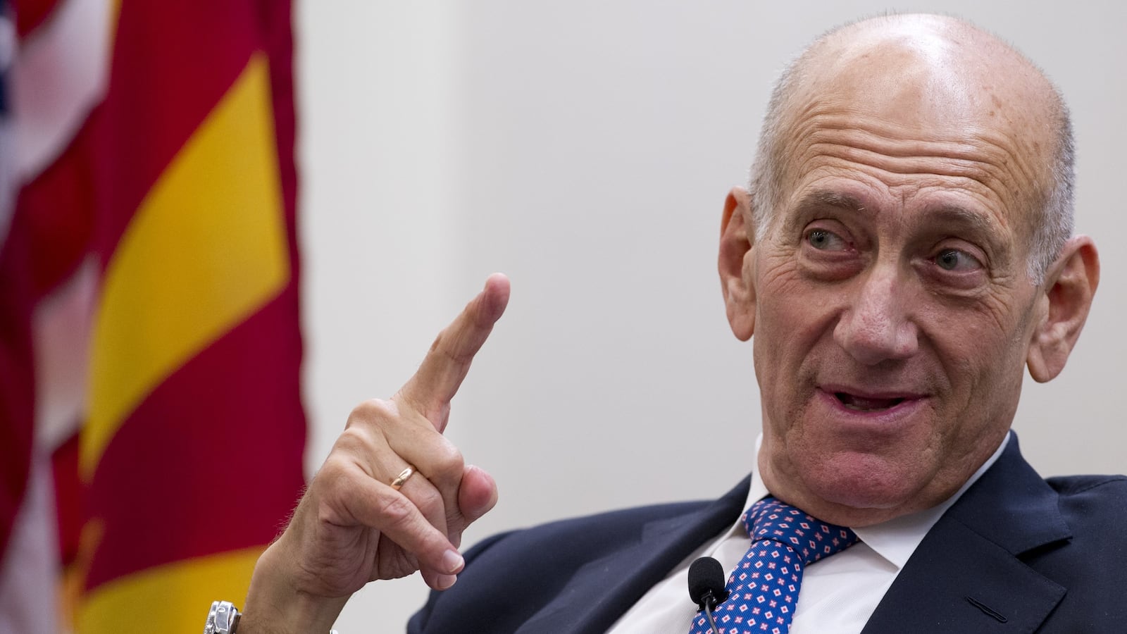 articles/2013/11/15/olmert-at-dartmouth-college-a-blunt-defense-of-kerry-s-peace-process/OZ_Olmert_ufp3kq